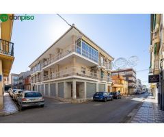 LOCAL COMERCIAL EN ALBOLOTE CON 275 METROS
