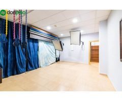 OPORTUNIDAD DE LOCAL COMERCIAL CON POSIBILIDADES DE CAMBIO DE USO A VIVIENDA