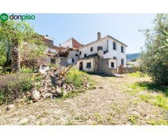 Villa en Venta en Cogollos de la Vega, Granada