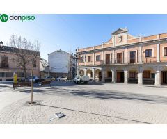LOCAL JUNTO AYUNTAMIENTO DE ALBOLOTE