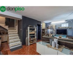 CASA DE 3 PLANTAS A UN PASO DEL CENTRO