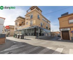 ¡OPORTUNIDAD! ¡LOCAL COMERCIAL TOTALMENTE REFORMADO EN LA MEJOR ZONA DE CULLAR VEGA!