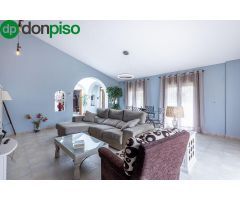 EXCLUSIVIDAD, ESPACIO Y LUJO EN CORTIJO DE SAN JAVIER – ¡UN CHALET ÚNICO!