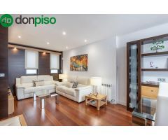 Vivienda junto a plaza Mariana Pineda