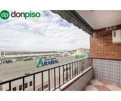 Estupendo piso en Calle Arabial, junto Hipercor.