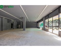 Amplio local comercial en Camino de Ronda