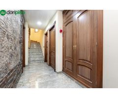 EXCLUSIVA CASA EN LA MEJOR AVENIDA DE MARACENA