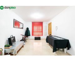 ¡Oportunidad única! Piso en venta con patio y garaje