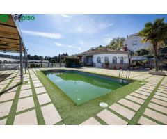 ???? ¡Espectacular chalet con piscina, jardines y salón de fiestas en Puerto Lope (Moclín)!
