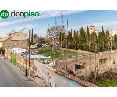 SOLAR EDIFICABLE EN EL CENTRO DE CÁJAR