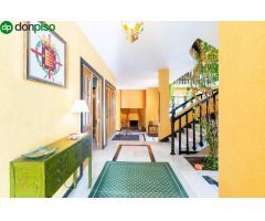 Exclusiva vivienda en El Serrallo con jardín, apartamento independiente y espectaculares vistas