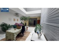 GRAN CASA EN EL CENTRO