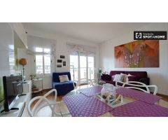 Moderno apartamento de 3 dormitorios con balcones en alquiler en Sant Martí