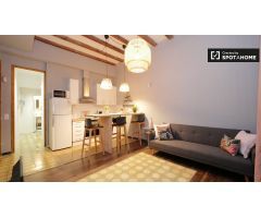 Moderno apartamento de 2 dormitorios en alquiler en el Born