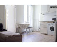 Acogedor apartamento de 1 dormitorio con aire acondicionado en alquiler en Centro