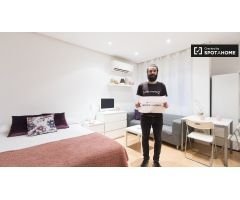 Coqueto estudio en alquiler cerca del Museo de Cera en el barrio de Salamanca