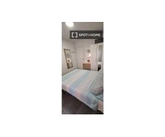 Habitación luminosa en alquiler en apartamento de 2 dormitorios en Horta