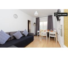Habitación en alquiler en el apartamento de 3 habitaciones L’Hospitalet, Barcelona