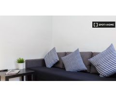 Habitación en alquiler en el apartamento de 3 habitaciones L’Hospitalet, Barcelona