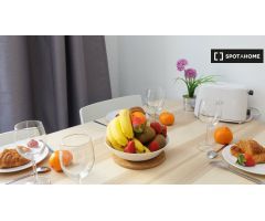 Habitación en alquiler en el apartamento de 3 habitaciones L’Hospitalet, Barcelona