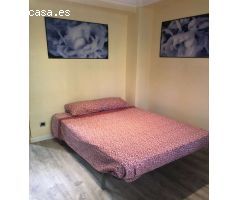 Se alquila habitación en piso de 4 dormitorios en exclusiva guindalera.