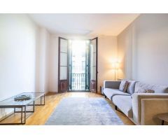 Elegante apartamento de 3 dormitorios en alquiler cerca del metro en el centro del Eixample