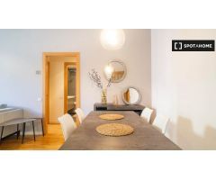 Elegante apartamento de 3 dormitorios en alquiler cerca del metro en el centro del Eixample