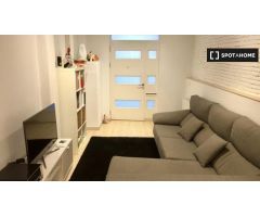 Apartamento de 1 dormitorio en alquiler en Badalona