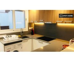 Apartamento de 1 dormitorio en alquiler en Badalona