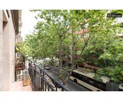 Acogedora habitación en alquiler en el apartamento de 3 dormitorios en La Dreta de lEixample