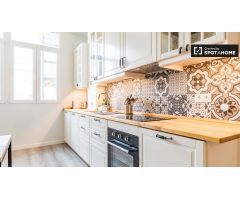 Impresionante apartamento de 2 dormitorios en alquiler en Russafa