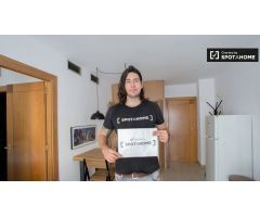 Fantástico apartamento de 1 dormitorio en alquiler cerca de las facultades de la universidad en Algi