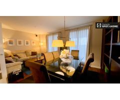 Elegante apartamento de 2 dormitorios en alquiler en Poblats Marítims