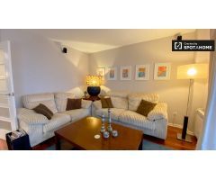 Elegante apartamento de 2 dormitorios en alquiler en Poblats Marítims