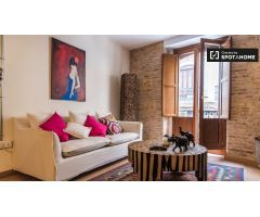 Apartamento de 2 dormitorios en alquiler en Ciutat Vella