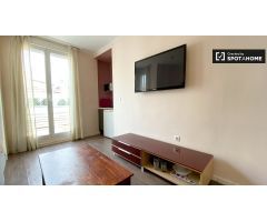 Apartamento minimalista de 1 dormitorio en alquiler en LEixample