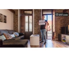Elegante apartamento de 3 dormitorios en alquiler en Poblats Marítims