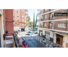 Elegante apartamento de 2 dormitorios con terraza en alquiler en En Corts