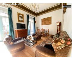 Elegante apartamento de 1 dormitorio en alquiler en Ciutat Vella