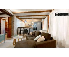 Precioso apartamento de 2 dormitorios en alquiler cerca del Mercado Central de Valencia en Ciutat Ve