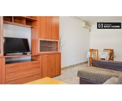 Elegante apartamento de 2 dormitorios en alquiler en Quatre Carreres