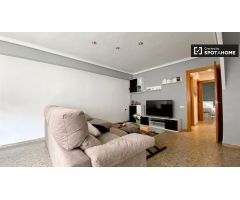 Precioso apartamento de 3 dormitorios en alquiler en Poblats Marítims