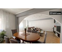 Precioso apartamento de 3 dormitorios en alquiler en Poblats Marítims