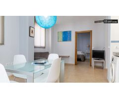 Bonito apartamento de 1 dormitorio en alquiler en Ciutat Vella