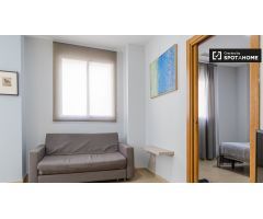 Bonito apartamento de 1 dormitorio en alquiler en Ciutat Vella