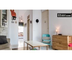 Cómodo apartamento de 1 dormitorio con terraza en alquiler en Extramurs