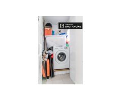 Cómodo apartamento de 1 dormitorio con terraza en alquiler en Extramurs