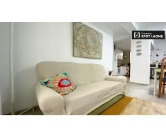 Encantador apartamento de 2 dormitorios con aire acondicionado en alquiler en Poblats Marítims