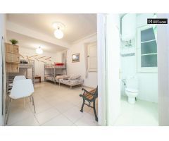 Acogedora habitación en alquiler en apartamento de 3 dormitorios, LEsquerra de lEixample