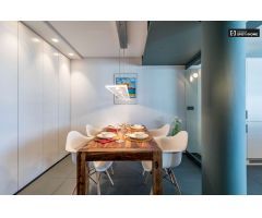 Soleado apartamento de 2 dormitorios con terraza en alquiler en Poblats Marítims